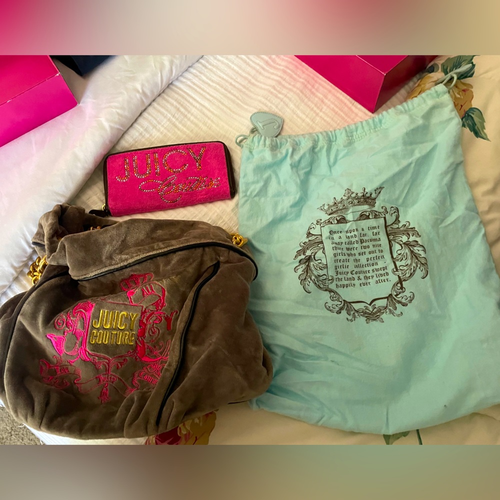 Vintage Y2K Juicy Couture chain bag and wallet